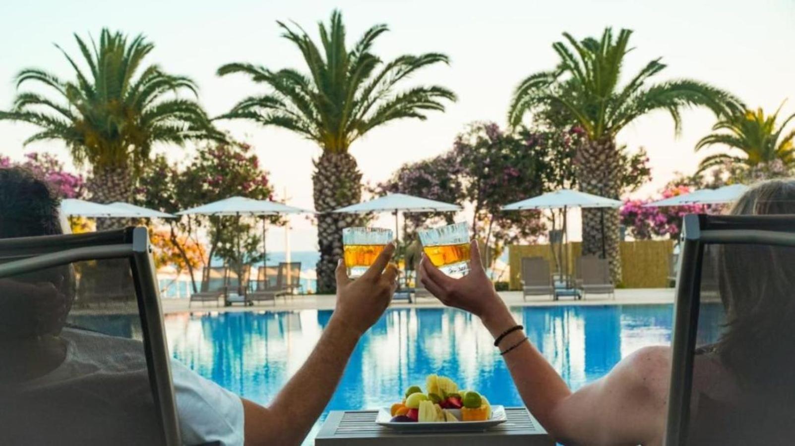 Club Beyy Resort Hotel Izmir Exterior photo